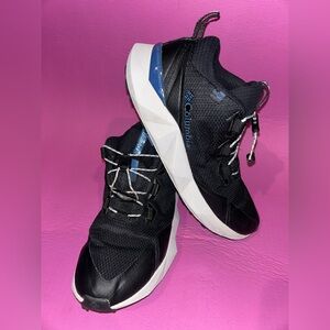 Columbia Black and Blue trail running  Shoes women size 7.5